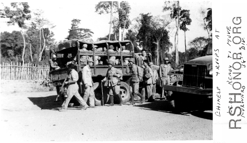Chinese troops of the 38th Chinese Division on the Ledo Road ready to move forward. Photo from Charles E. Mason.