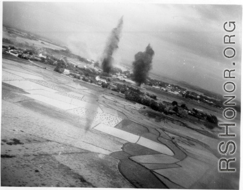 Bombing on Phu Lang Thuong railway bridge over the Thuong River at Bắc Giang City in French Indochina (Vietnam), during WWII. In northern Vietnam, and along a critical rail route used by the Japanese.  Coordinates:  21°16'32.69"N 106°11'9.28"E