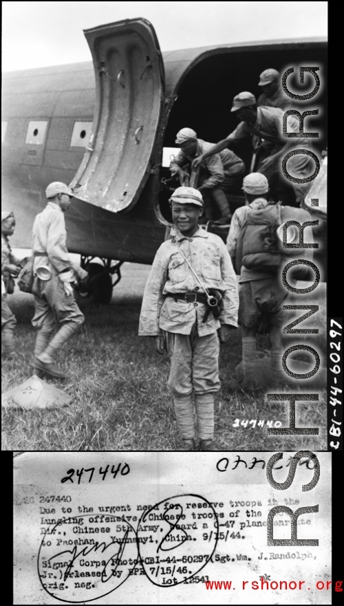 Due to the urgent need for reserve troops in the Lungling offensive, Chinese troops of the 200th Div., Chinese 5th Army, board a C-47 plane enroute to Paoshan (Baoshan). Yunnanyi, China. 9/15/44