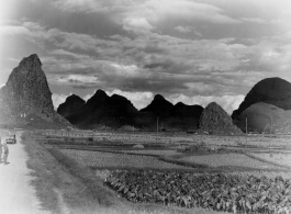 Retreating at the very last minute from Liuzhou in the face of the Japanese Ichigo advance.  From the collection of Hal Geer.