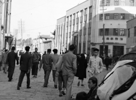 Street scene in Kunming city, Yunnan province, China, during WWII.